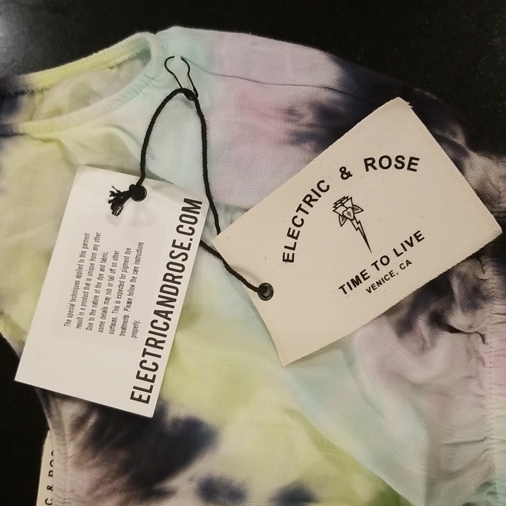 💕ELECTRIC & ROSE💕 Linda Crop Top ~ Onyx Lavender Glow Tie Dye Pattern XS NWT - Picture 11 of 14